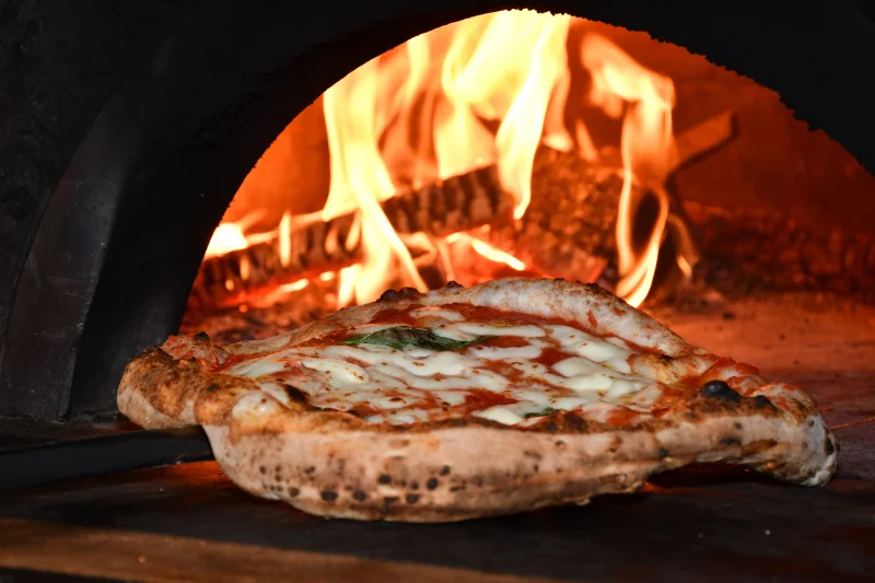 Pizzeria Forno a Legna